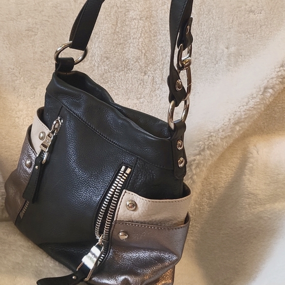 Leather shoulder bag - Picture 5 of 6